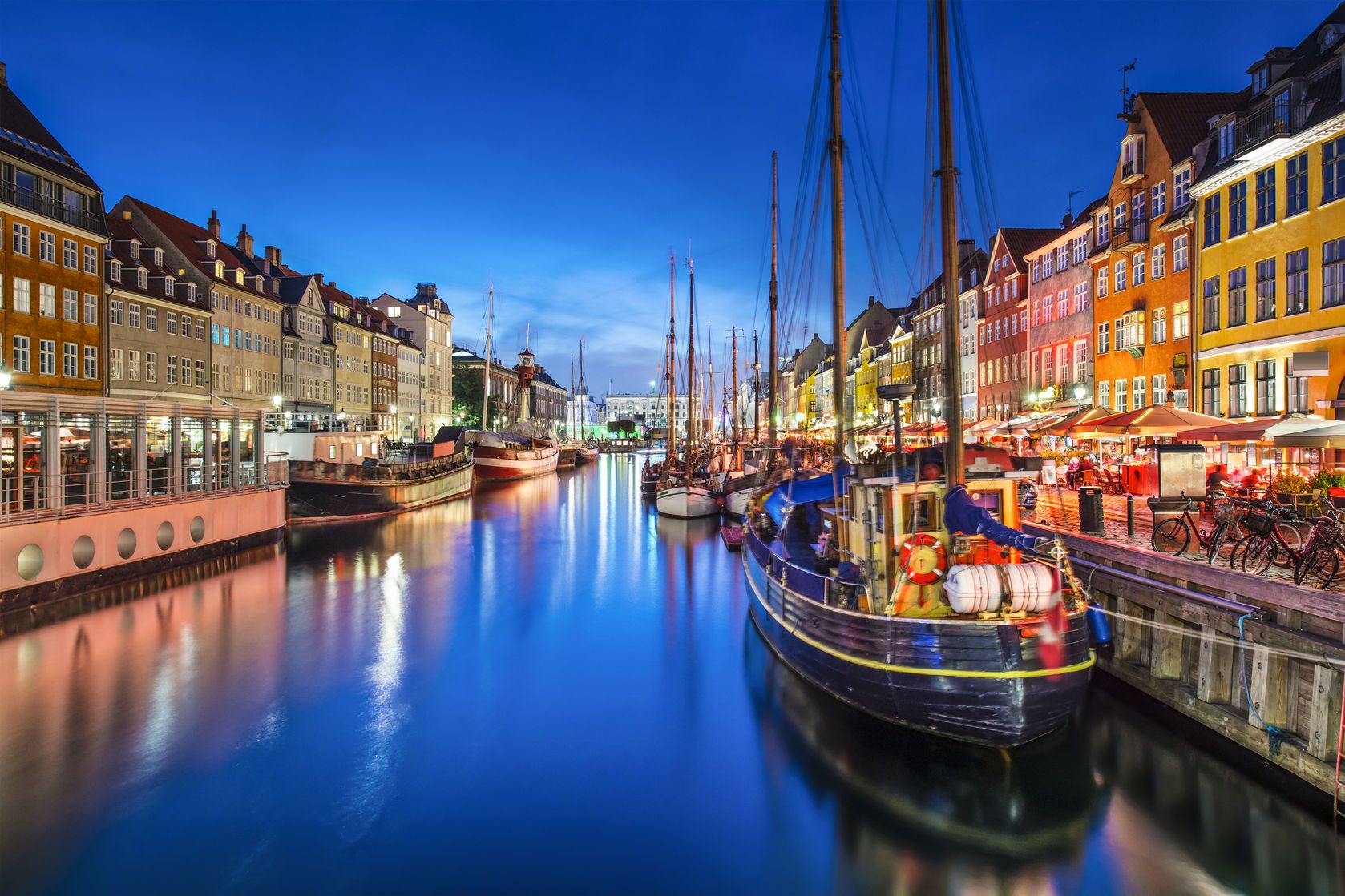 Kanál Nyhavn v Kodani | sepavo/123RF.com